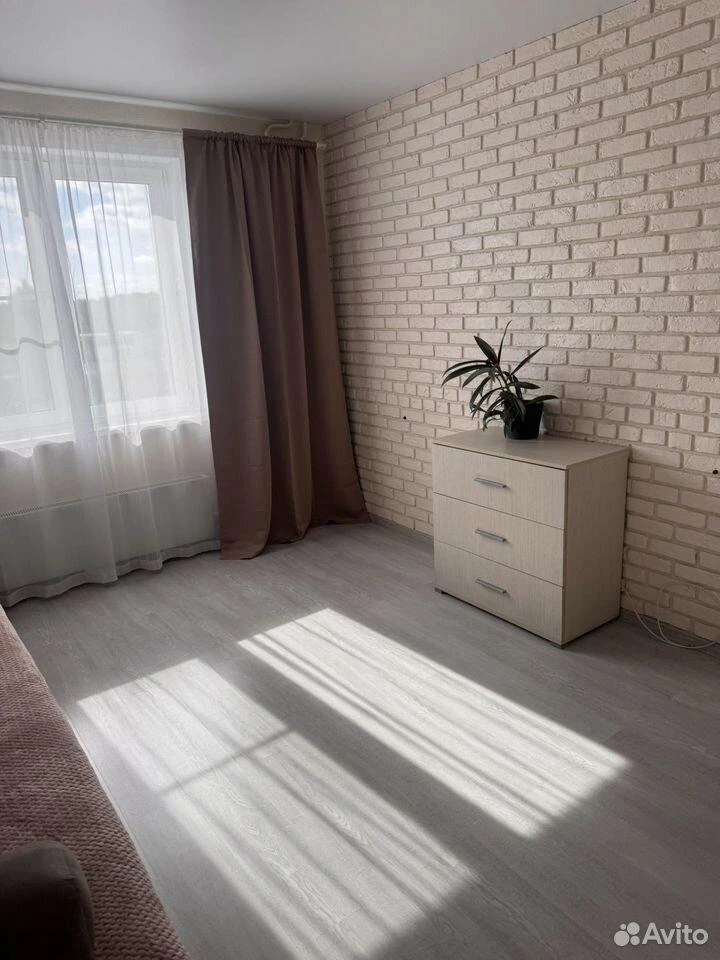 Сдам без посредников: 1-комнатная квартира, 33м²