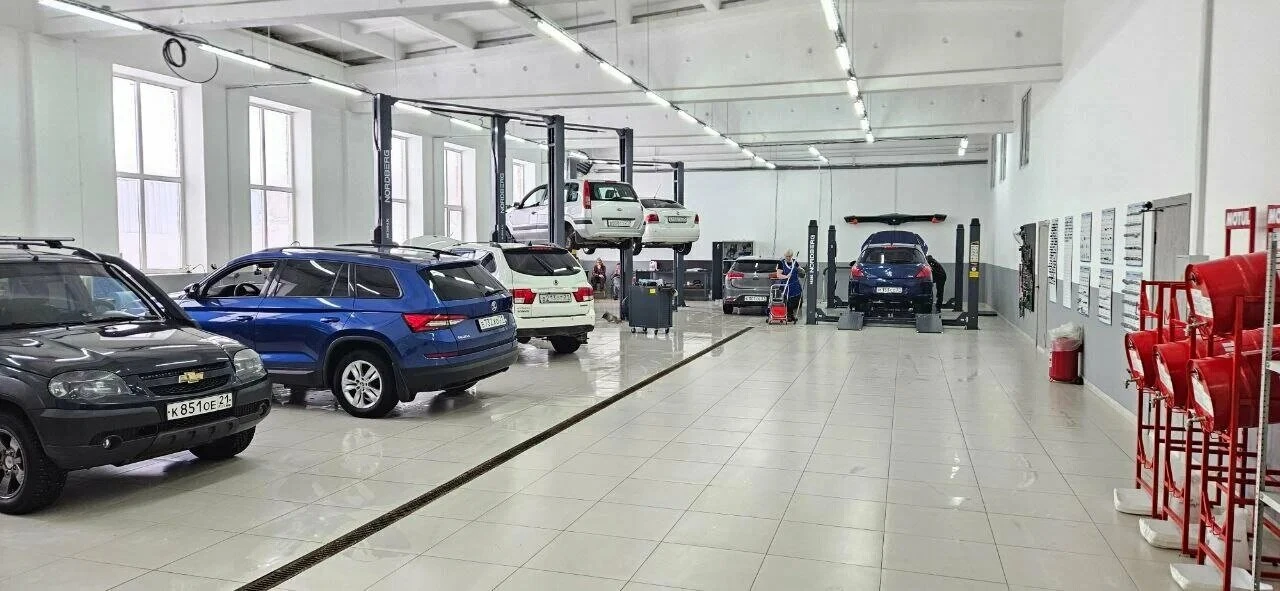 Автосервис "Попутчик" на Калинина 105Б