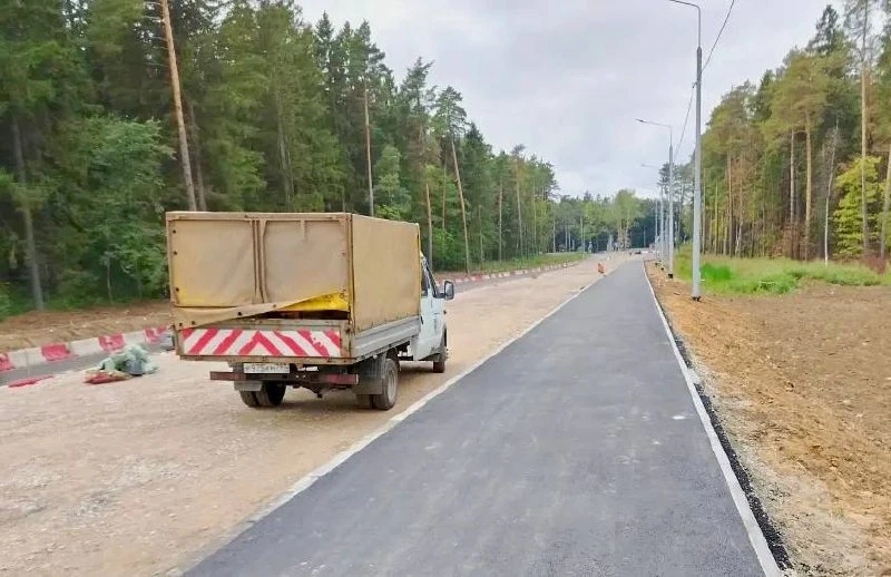 🚧 Продолжается реконструкция улицы Угольной протяжённостью 1, 4 км. Строительная готов...