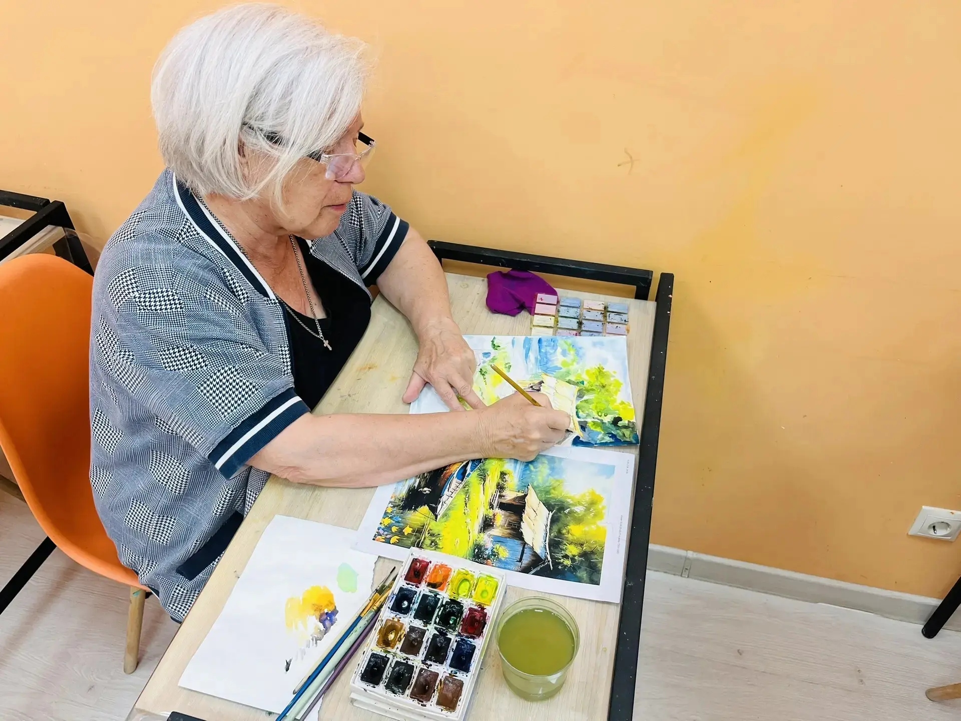 🎨 Сегодня в центре Нахабино,  наши участники с азартом взялись за кисти и краски, чтобы запечатлеть