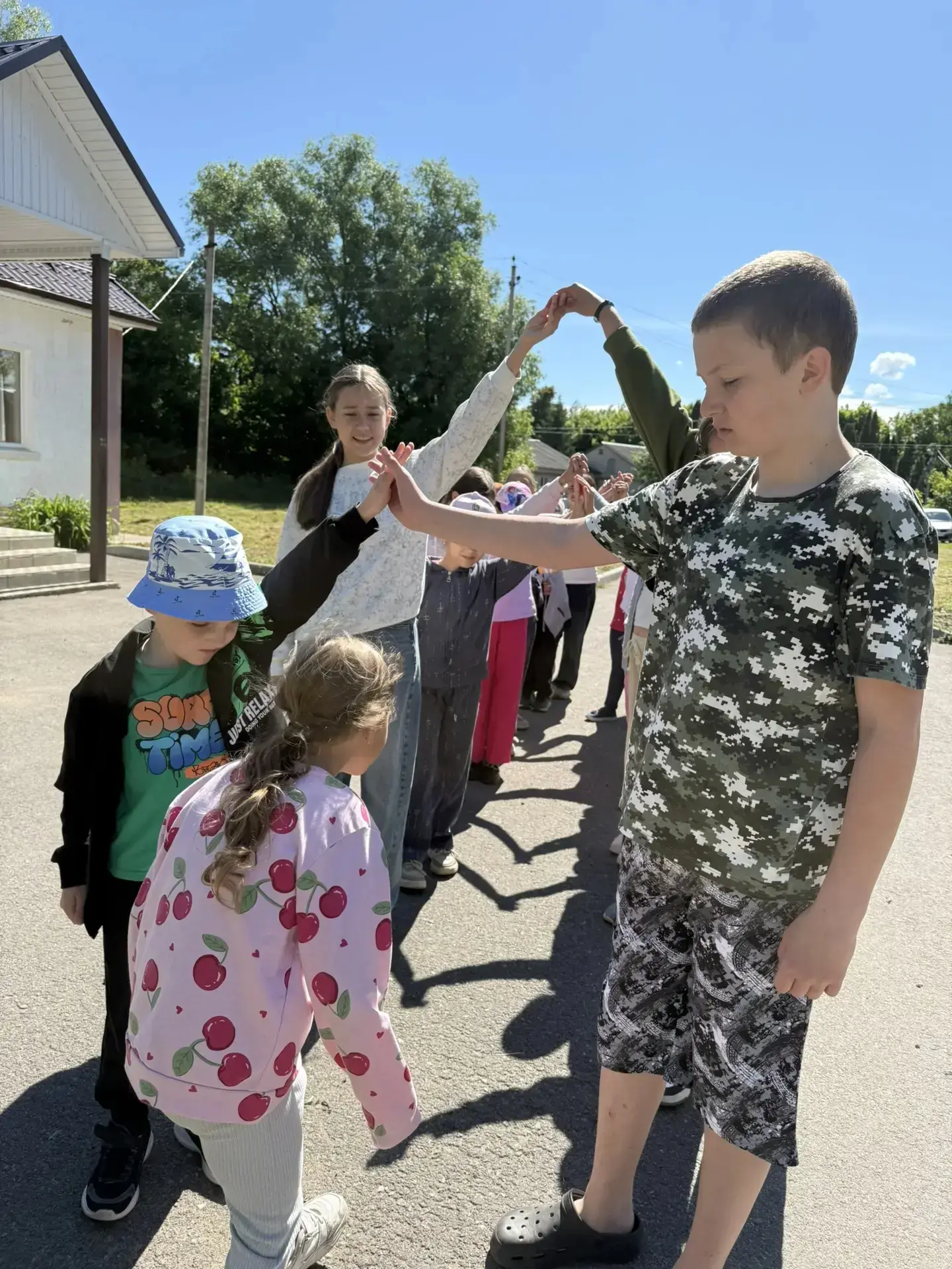Сегодня, 1 июня, в Международный день защиты детей, в филиале МБОУ СОШ с. Красное в с. ...