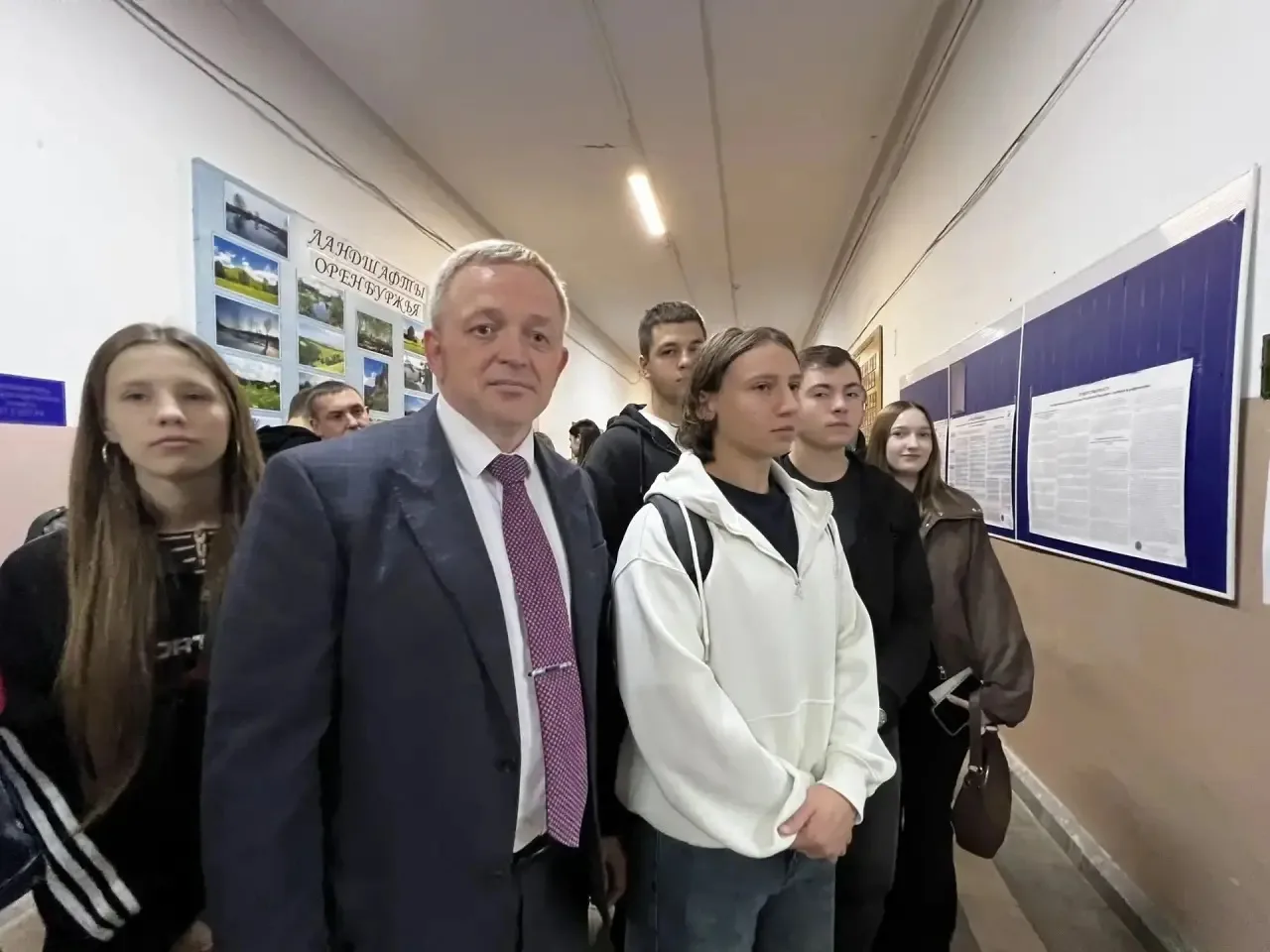 Гражданская позиция в действии: студенты, преподаватели и декан ФЭиП сделали свой выбор...