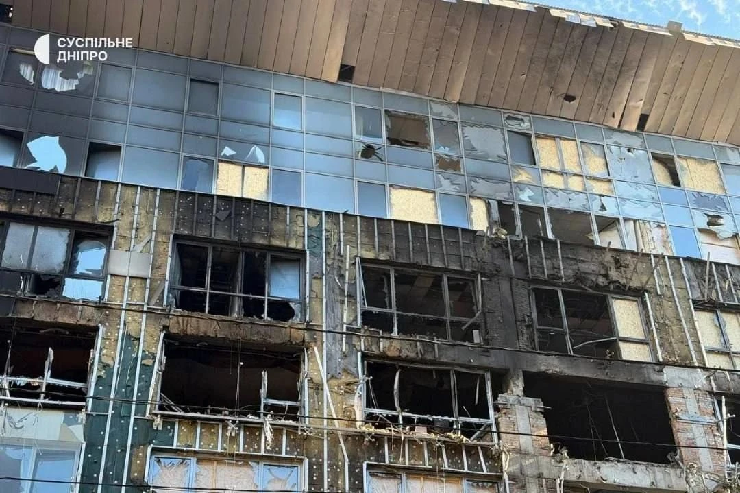 Здание пораженного вчера в Днепропетровске дата-центра.