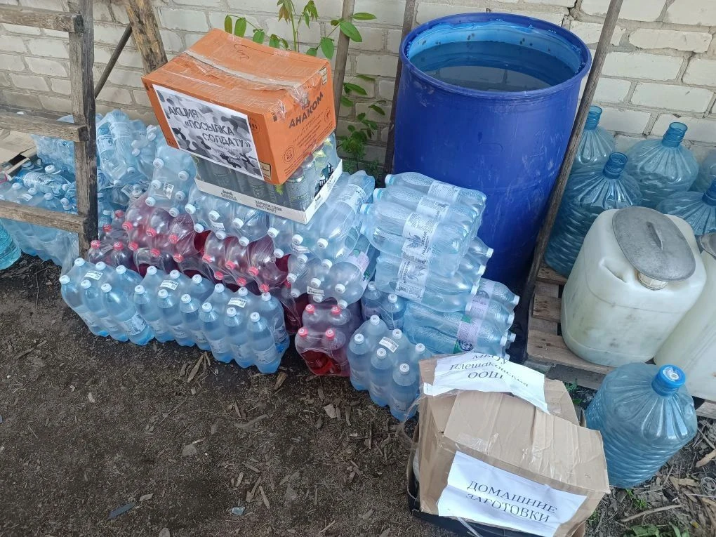 📦 От хутора до передовой: жители Каменского района помогают землякам  ✅ Волонтеры группы «ZaSVOих» п