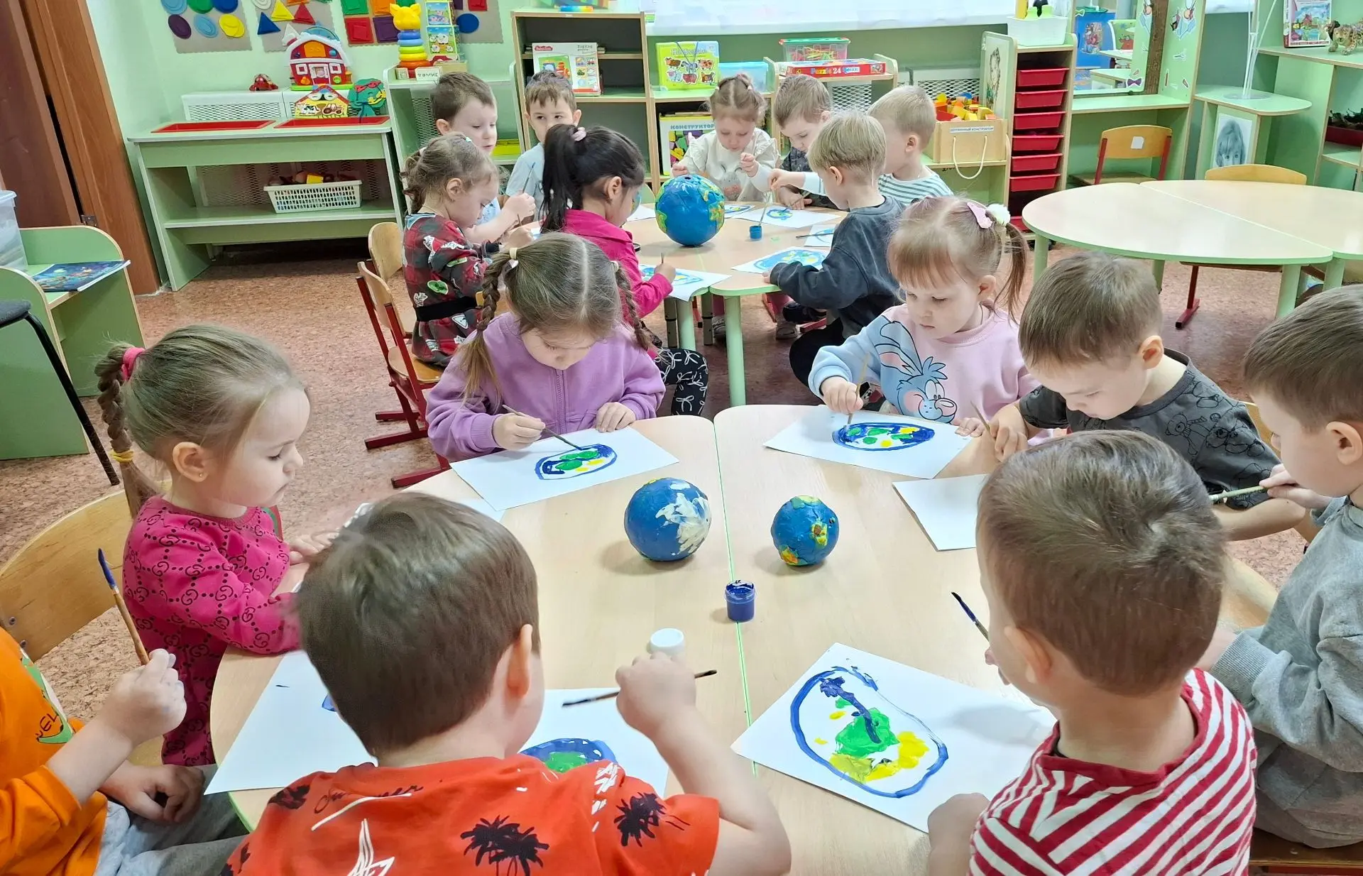 ⛵20 мая все поволжские регионы России отмечают день великой реки – День Волги.
☀️Ребята второй младш