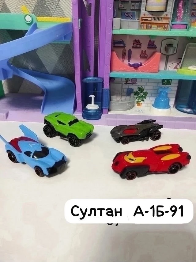 Набор металлических машин