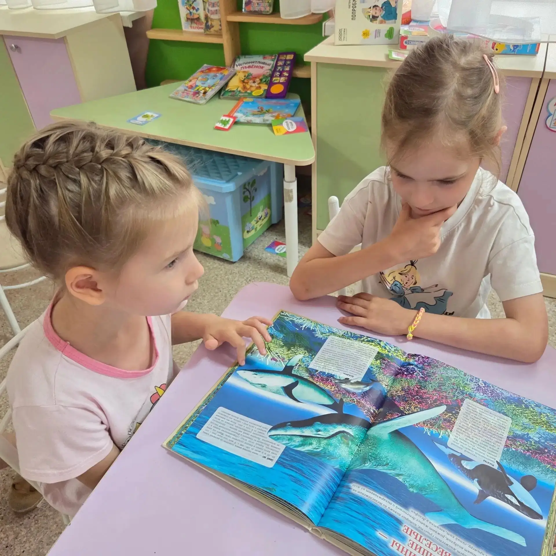 🐋 Всемирный день китов и дельфинов — отличный повод поговорить о тех, кто населяет глубины океана. 