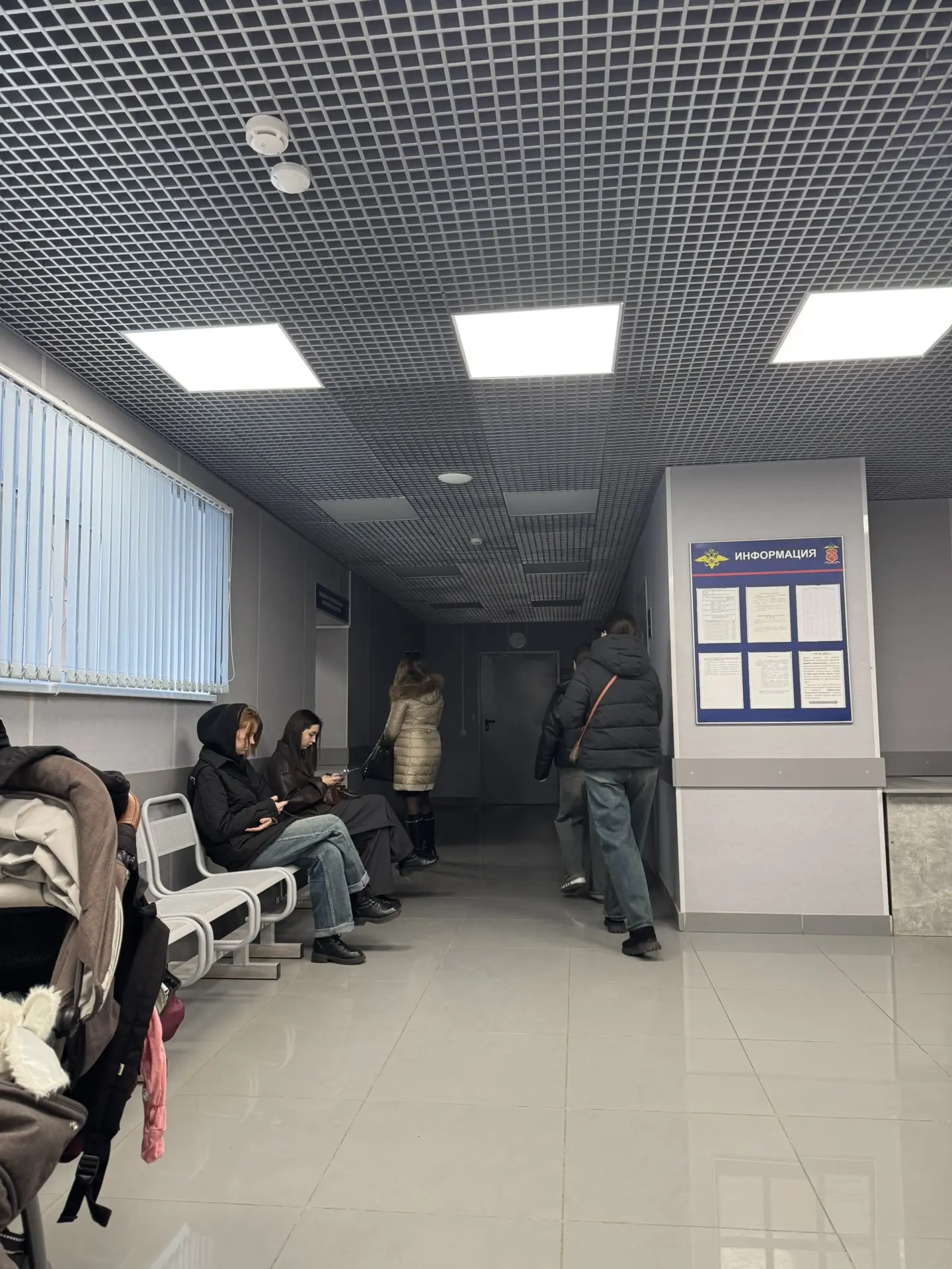 Третью неделю пытаюсь Амели сделать загранпаспорт. Это какой-то квест. Через гос услуги...