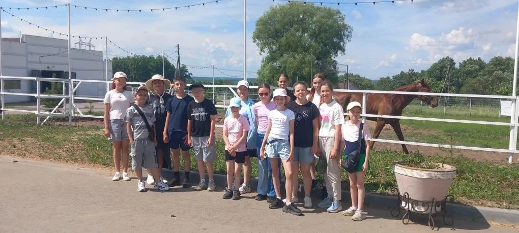 🌿 Агроэкспедиция «Один день на селе»: погружение в сельскую жизнь и традиции! 🌿

📅Сегодня 1 отряд