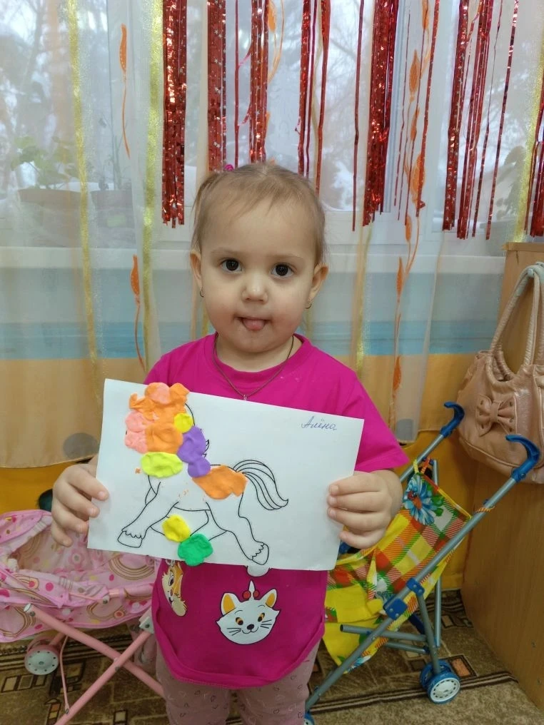 С наступающим годом лошади! В преддверии нового года воспитанники первой младшей группы...