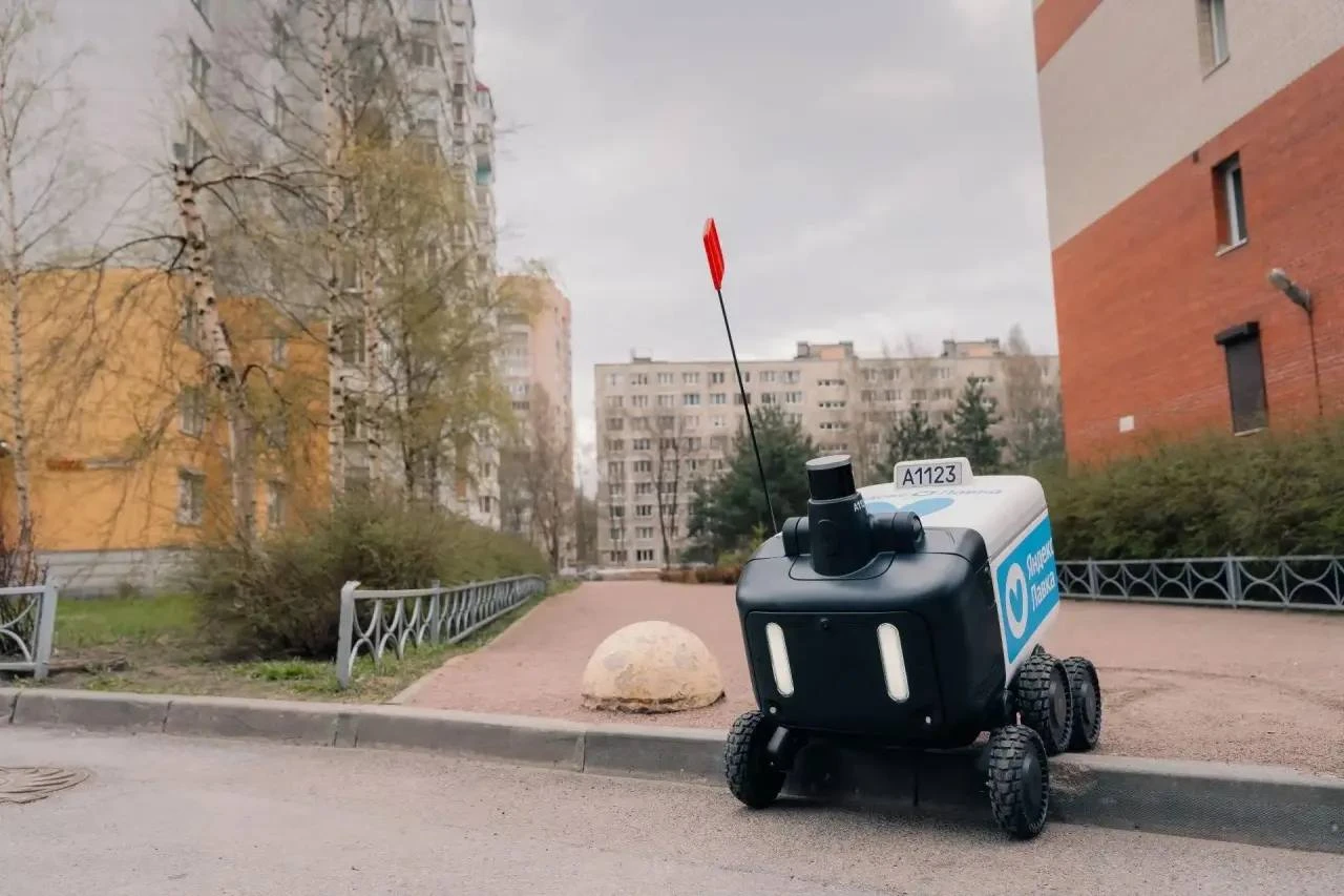 В Санкт‑Петербурге расширяется зона работы роботов‑доставщиков.