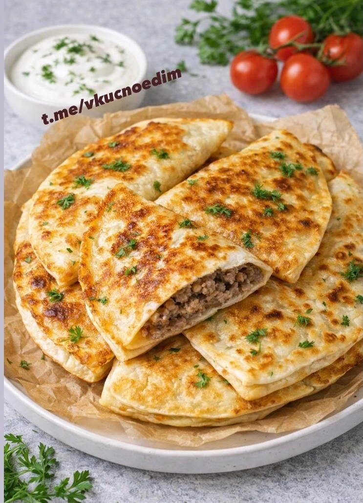 Ленивые чебуреки из лаваша.