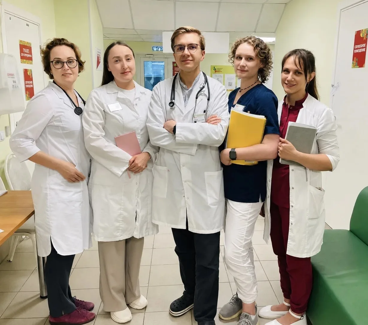 👩‍⚕️👨‍⚕️ Пять врачей Центра СПИДа — пять наставников для коллег в малых городах Свердловской облас