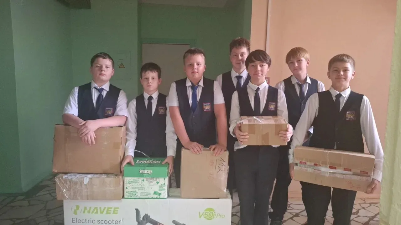 Готовимся к «Эковесне»: Наш вклад в чистоту планеты! ♻️📚  За окном еще  весна, а в нашей школе уже в