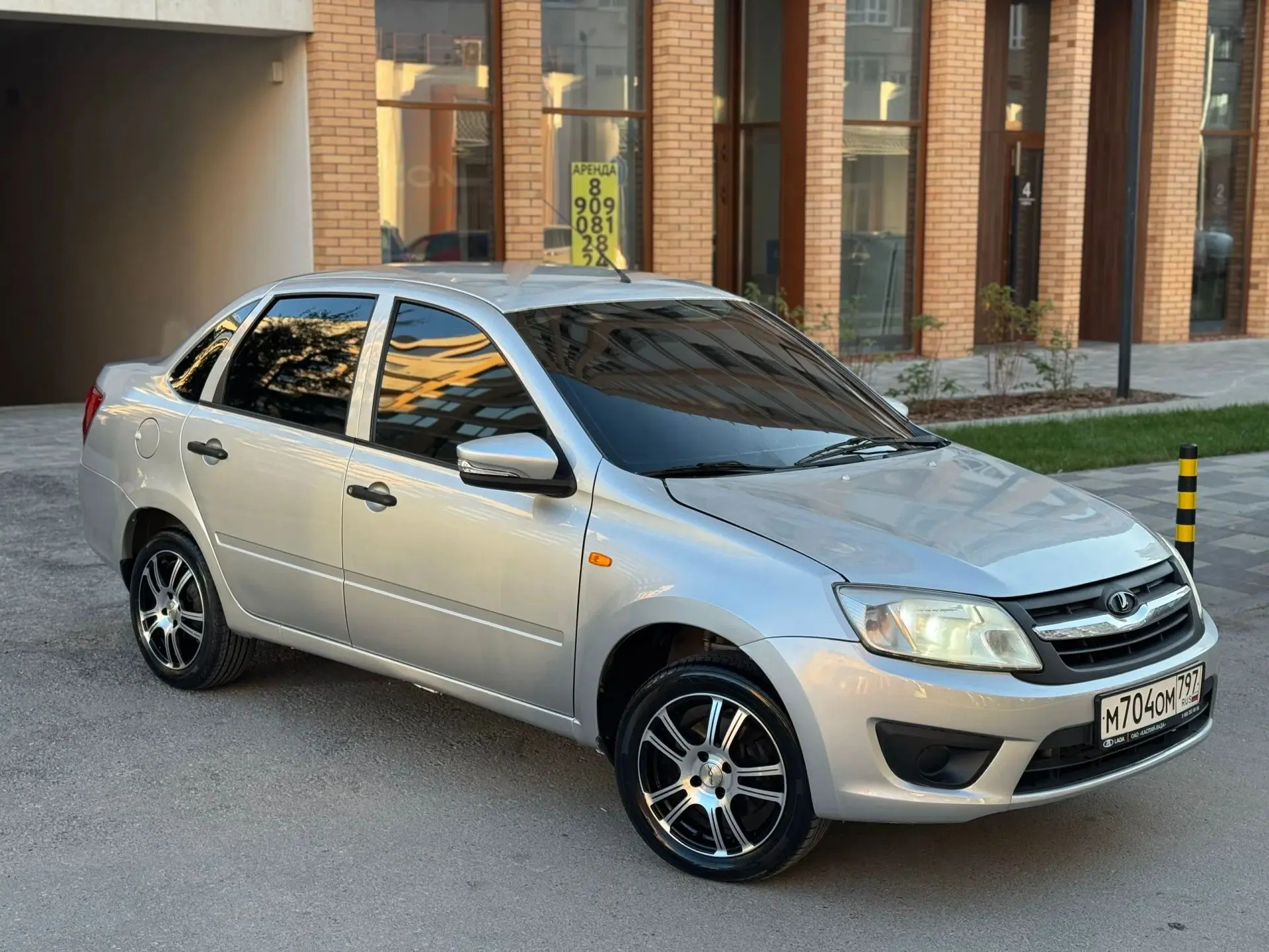 Lada Granta 2012г. 1.6 А/Т 425.000₽
