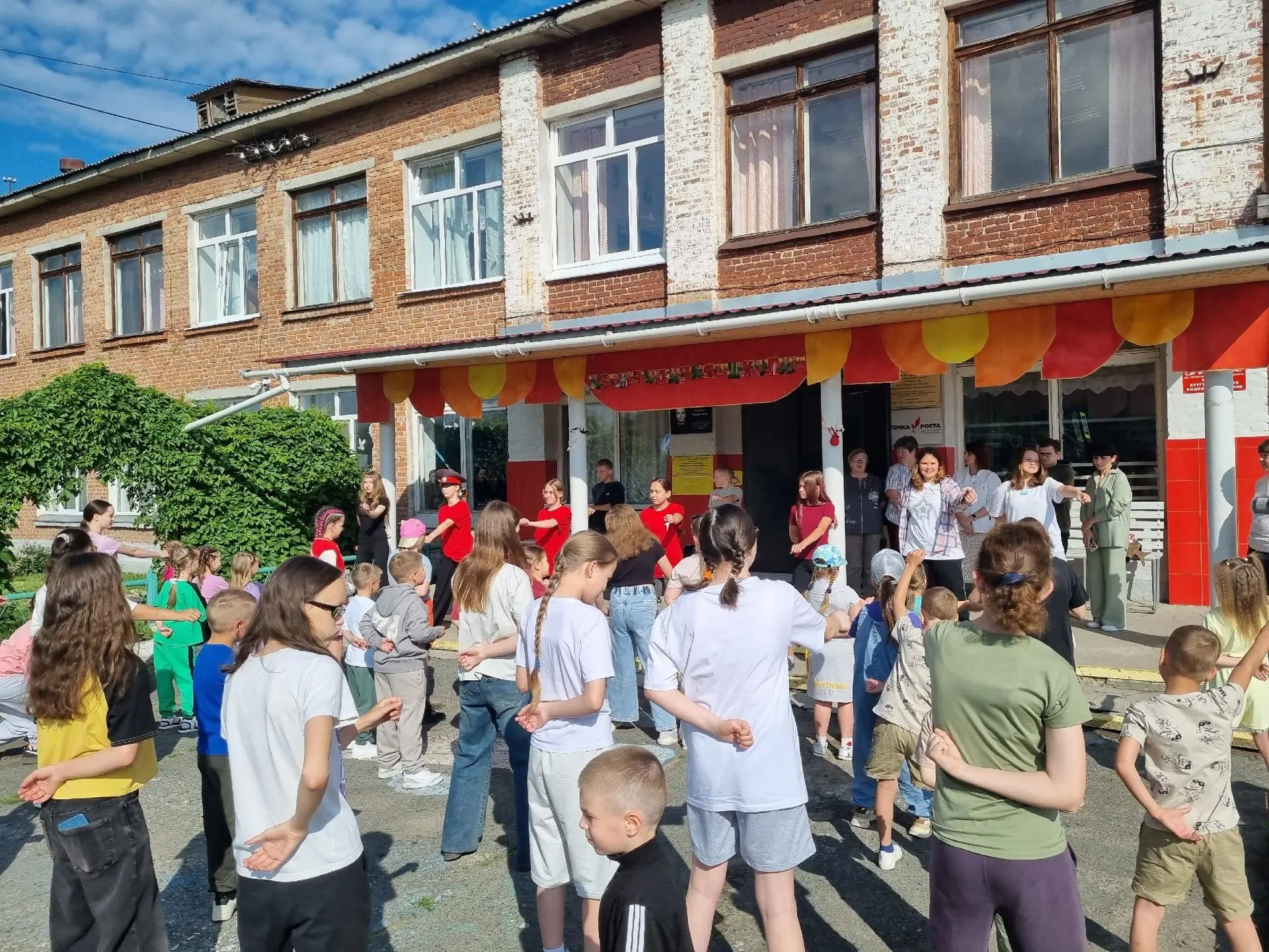 2 июня: как прошёл наш супер-активный день на площадке «День здоровья и спорта»? ⚽️🎨