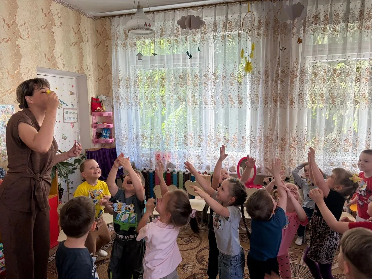 20 мая отмечается Всемирный день пчёл. В нашем детском саду у воспитанников прошёл тема...