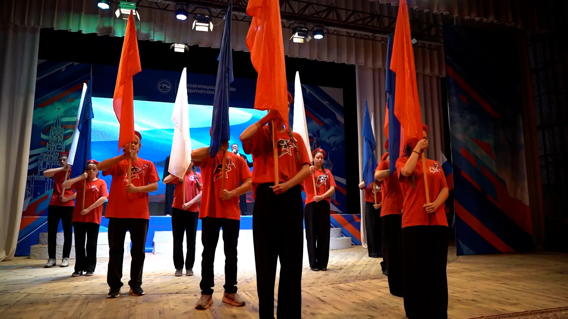 22 августа — День Государственного флага Российской Федерации.