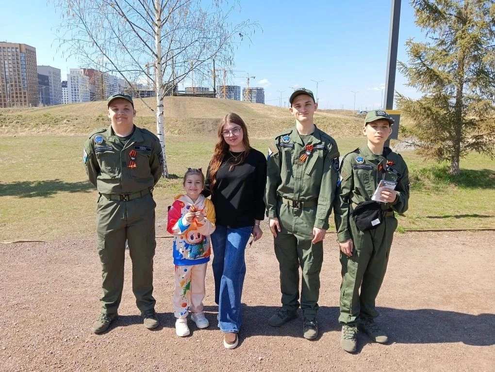 Сегодня, 5 мая, в этот солнечный день, учащиеся нашей школы, состоящие в спецотряде «ВОИН», провели 