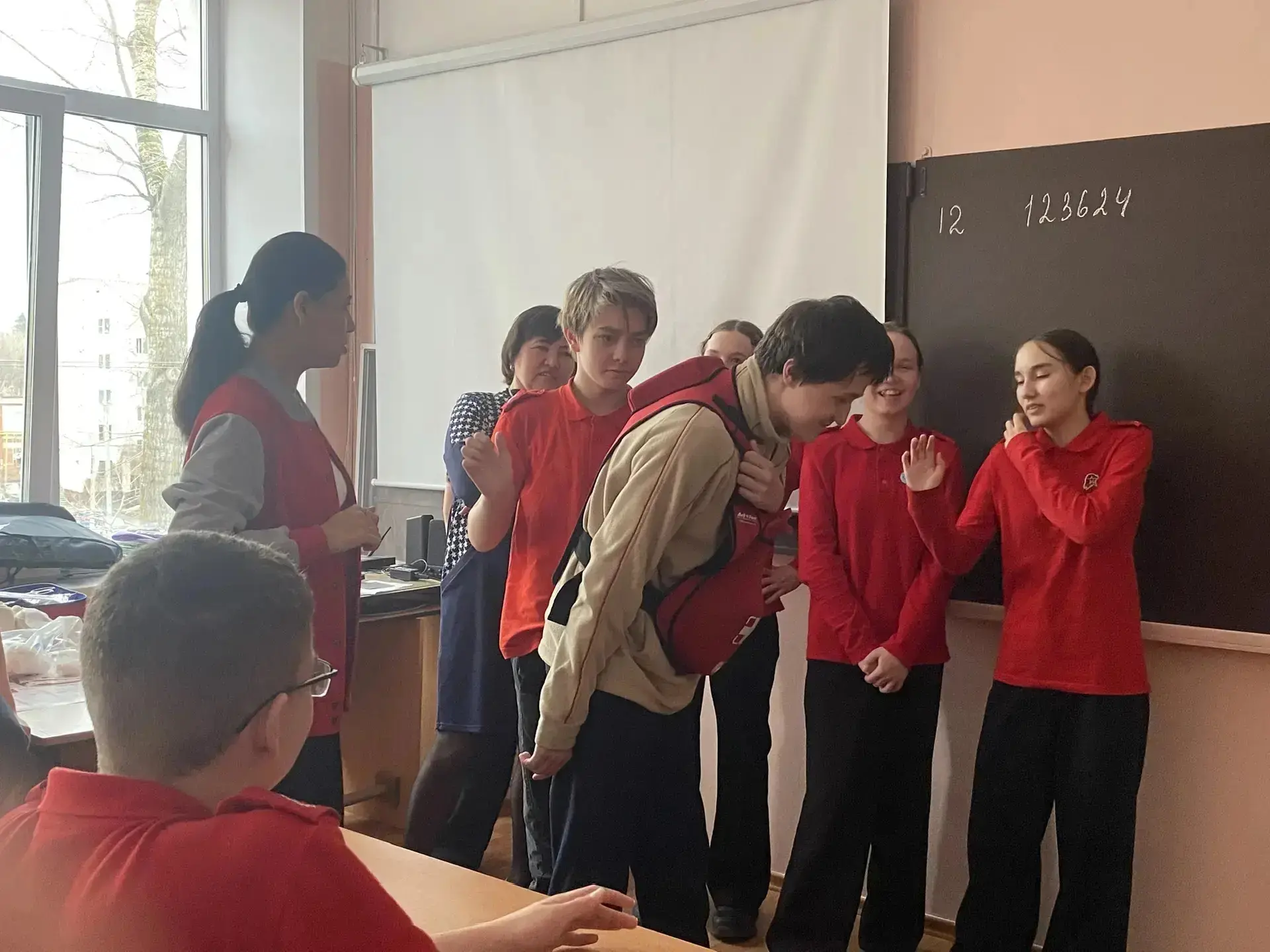 🔥Сегодня в 7 "А" классе произошло замечательное событие! Волонтеры-медики Республики Марий Эл провел