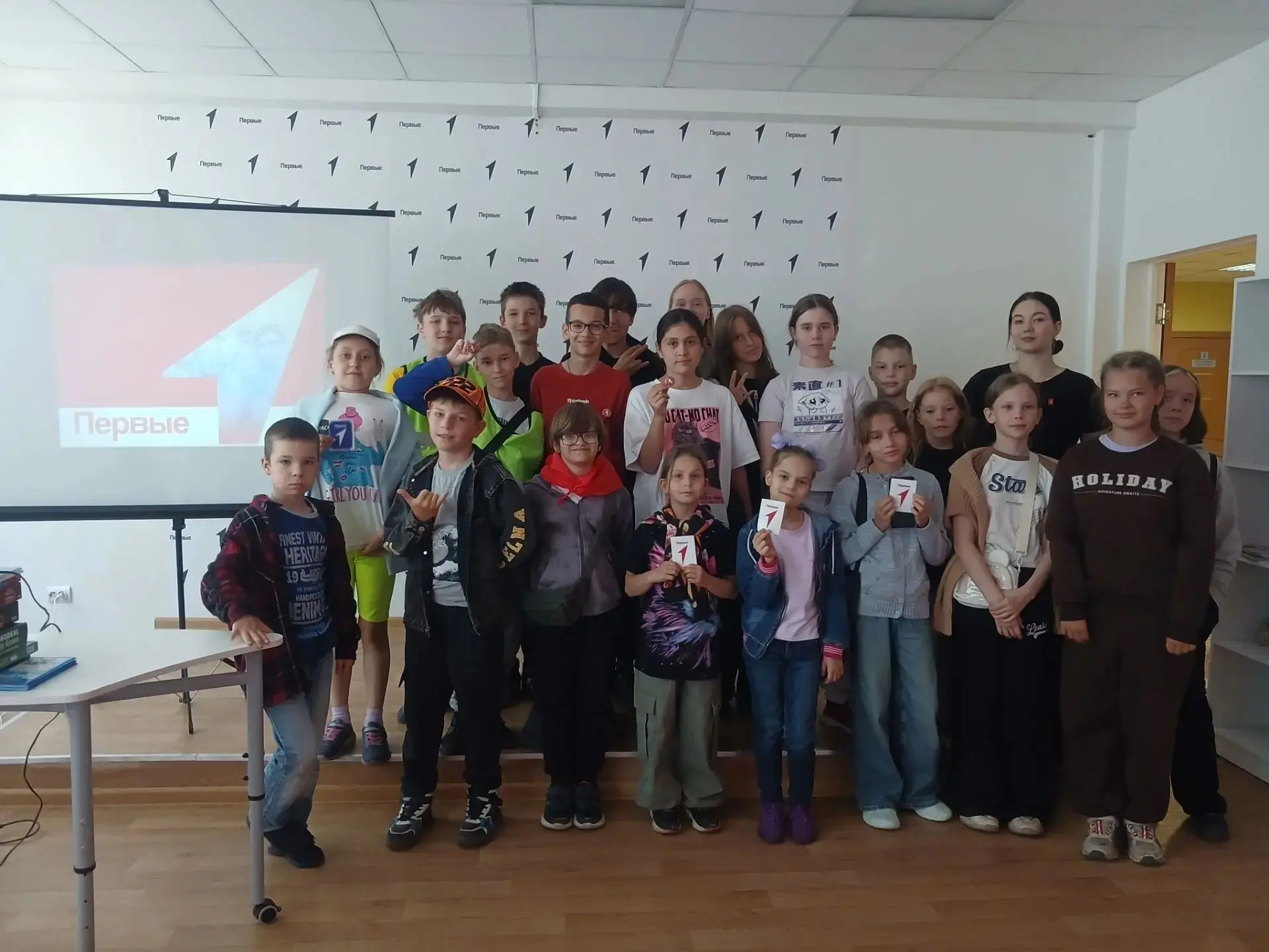 🎉 Пятый день в лагере «Будь Первым!»: именинник, Движение Первых и море эмоций!

День начался с при