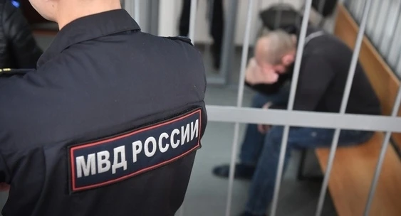 Полиция и Росгвардия задержали троих мужчин, которые устроили стрельбу в воздух на улиц...
