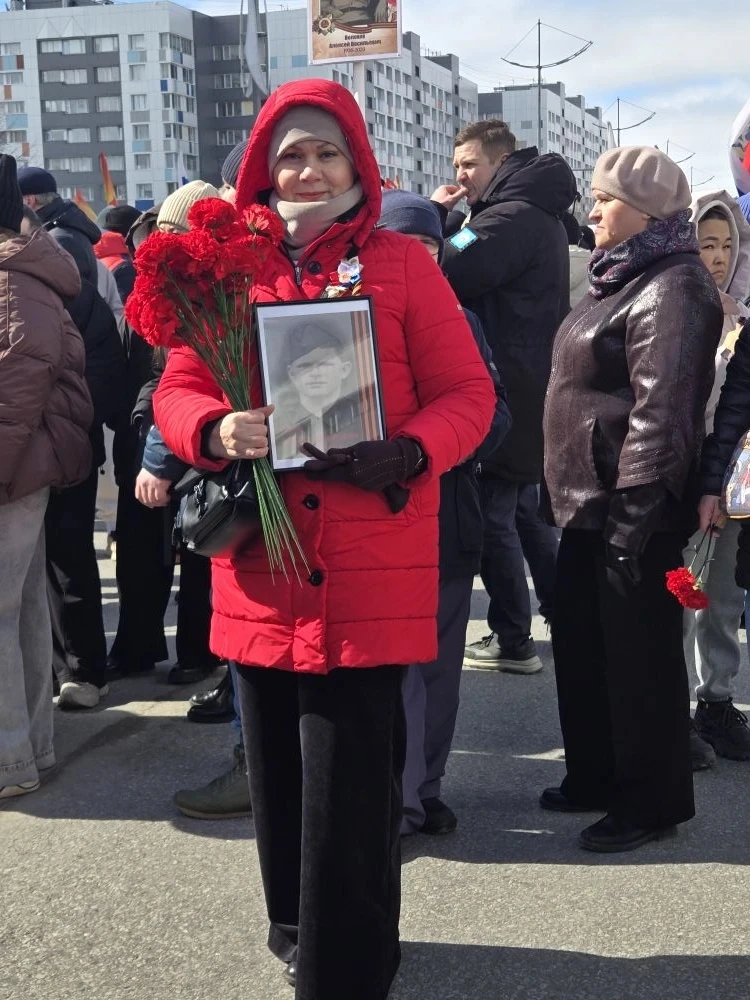 📸 Педагоги школы — на городском параде  9 мая коллектив школы принял участие в торжественном параде,