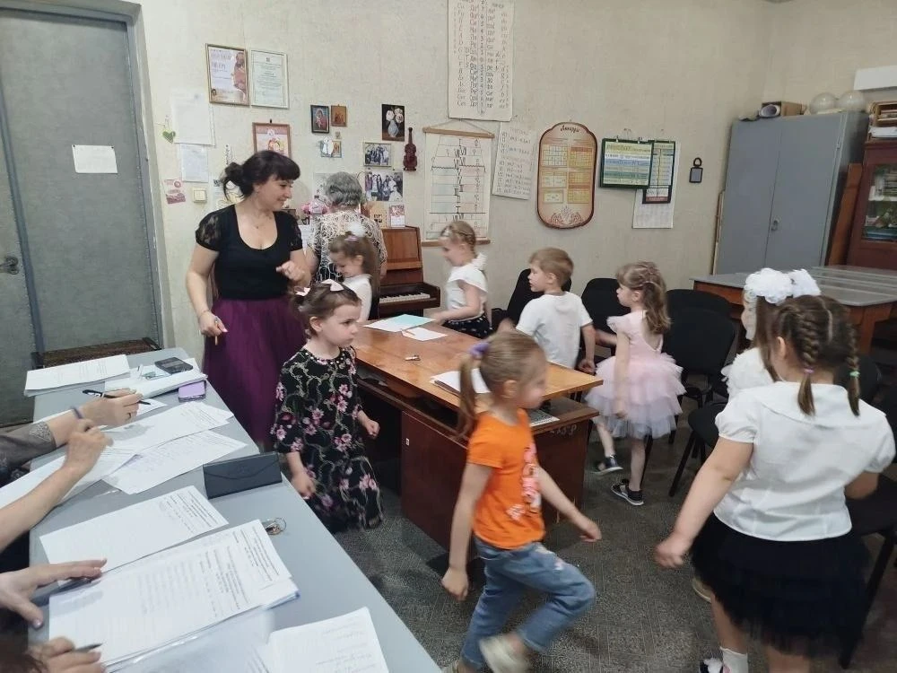 5 июня в нашей школе прошли вступительные экзамены, и мы с радостью сообщаем, что ряды будущих музык