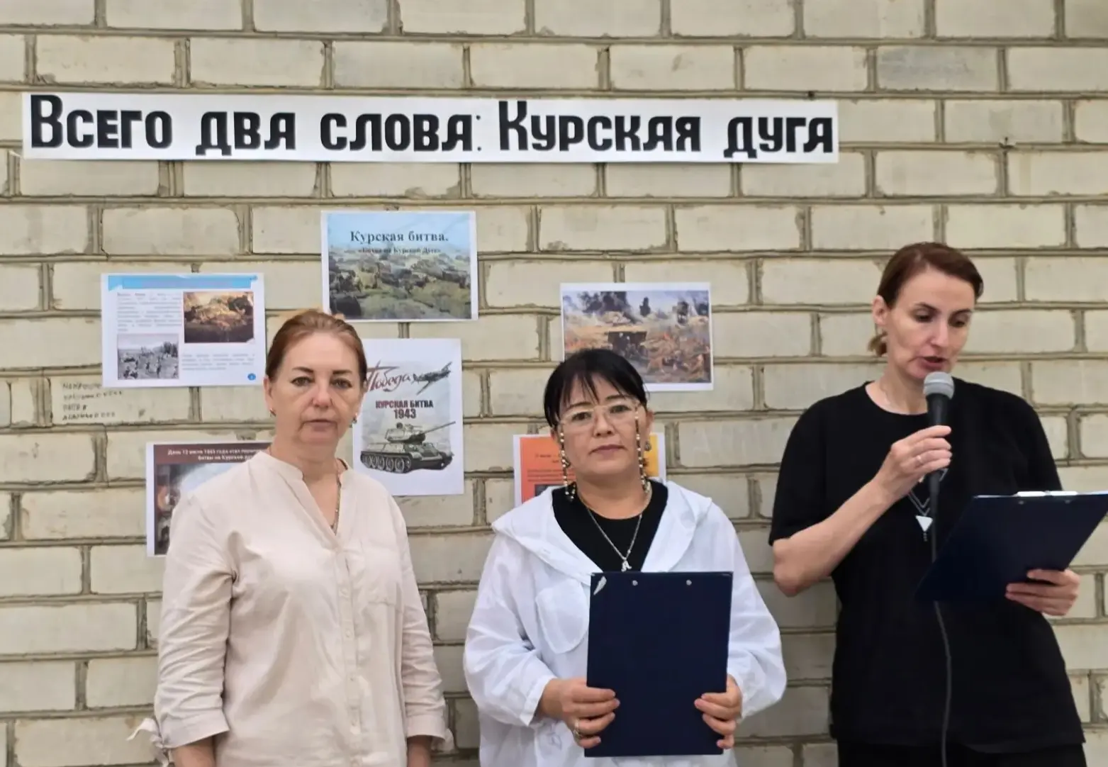 🎤🎤🎤В Тарумовской центральной библиотеке прошел литературный час, посвященный одному ...