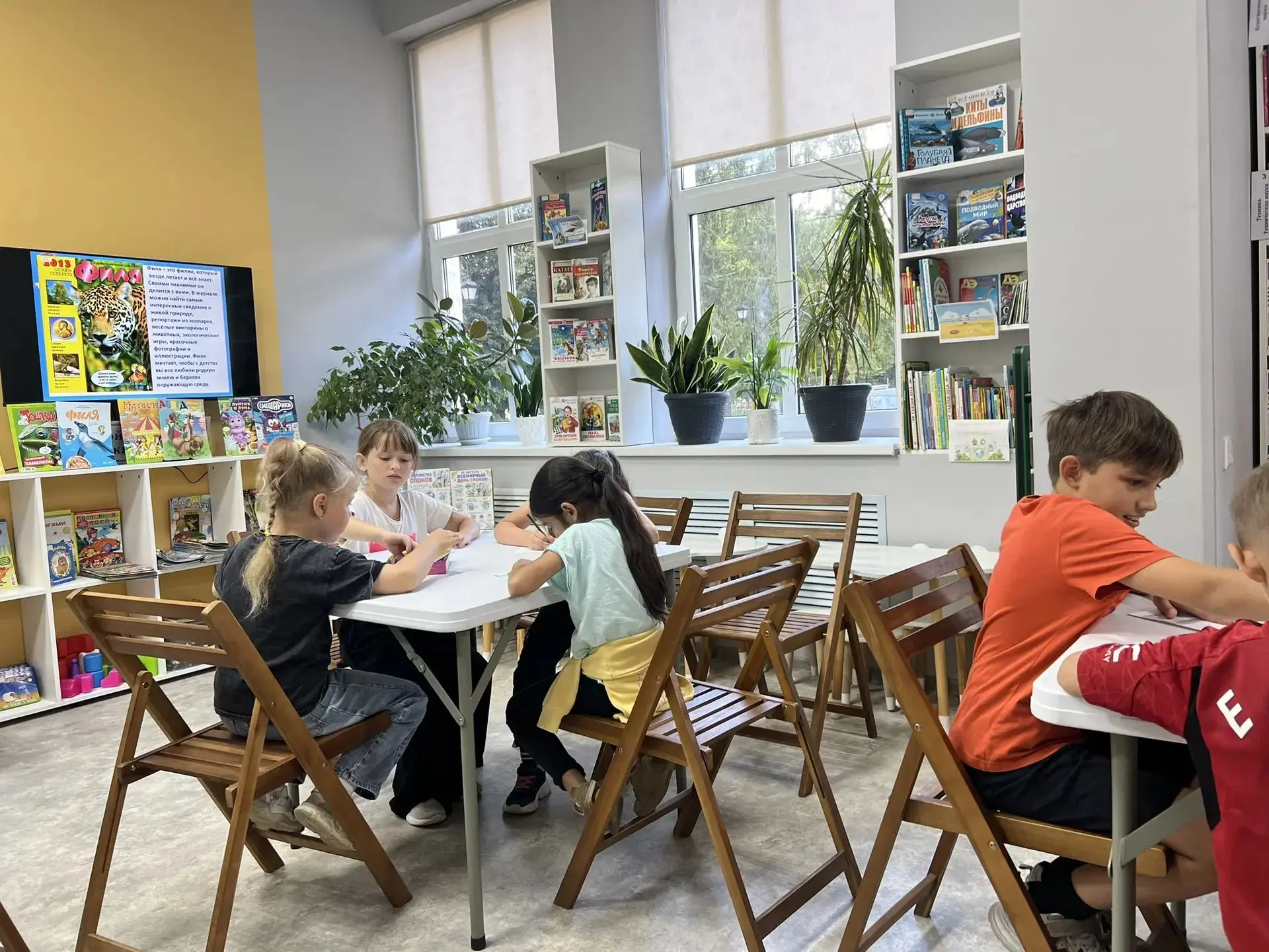 День в пришкольном лагере: Крылатые мечты и захватывающие приключения! 🚀
