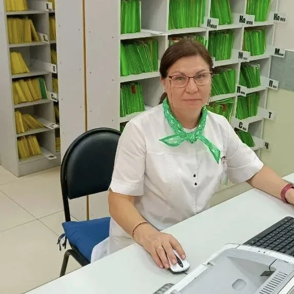 🌹 Хочу поблагодарить сотрудницу регистратуры Елену Васильевну Лебедеву из поликлиники ...