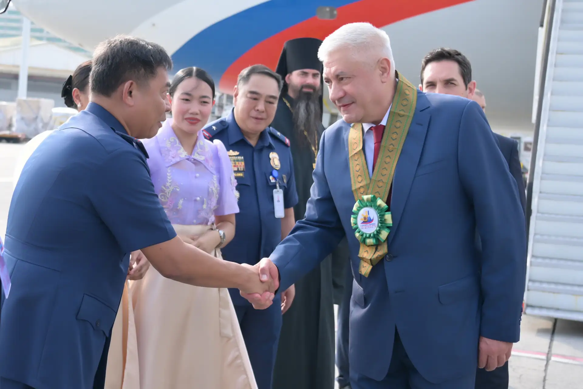 📸 Фоторепортаж о прибытии в столицу Республики Филиппины делегации МВД России во главе...