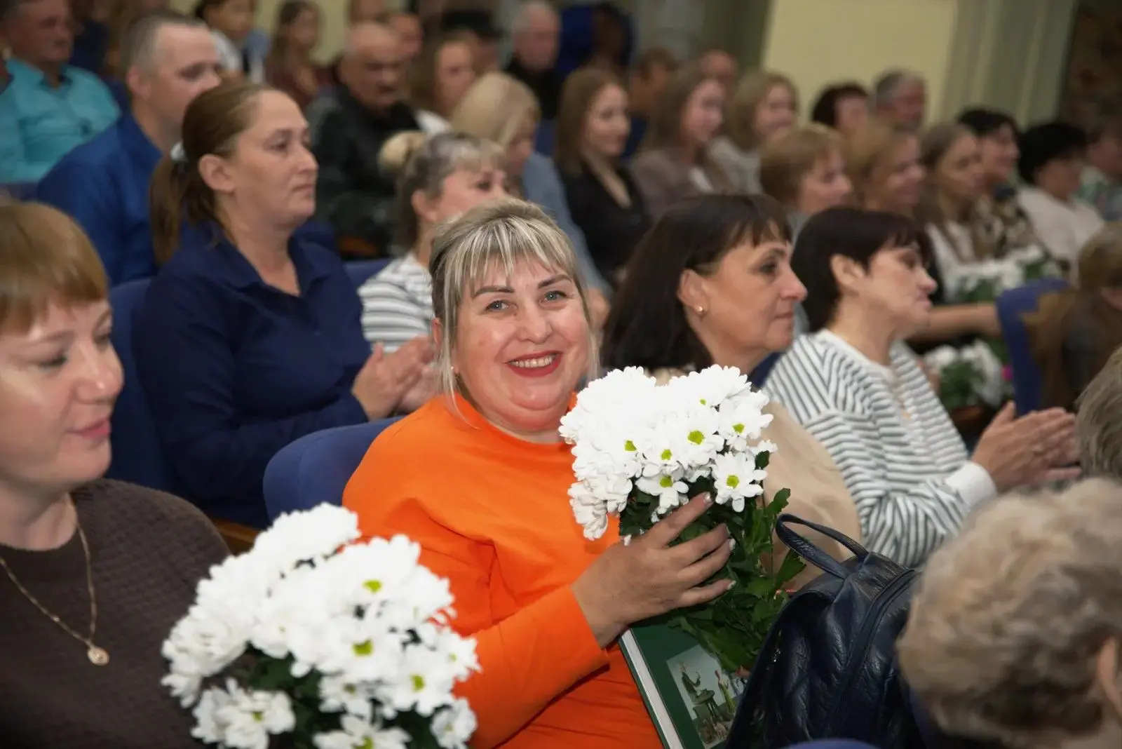 В год 35-летия GS Group отметил сотрудников с опытом работы в «Технополисе GS» от 18 ле...