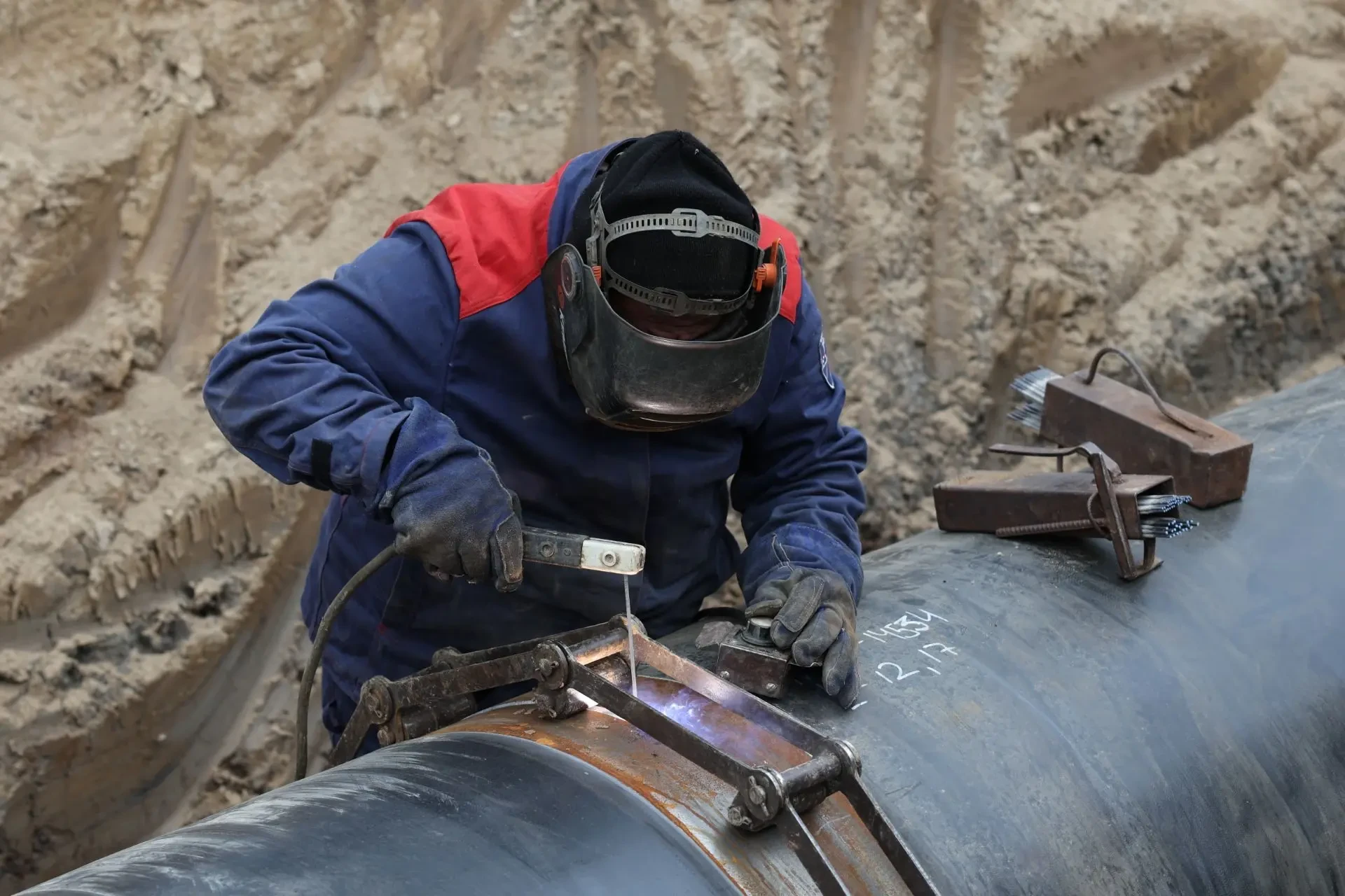 🏗️ В Краснопахорском районе завершается строительство газопровода