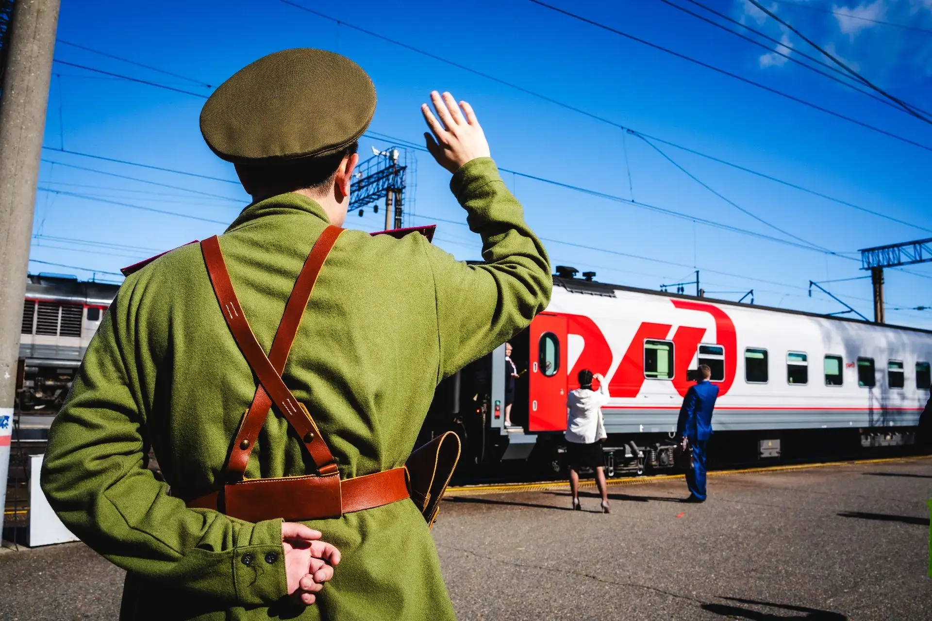 Ретропоезд «По рельсам истории от Оренбурга до Чёрного Отрога» совершил первую поездку  🚂 В путешест