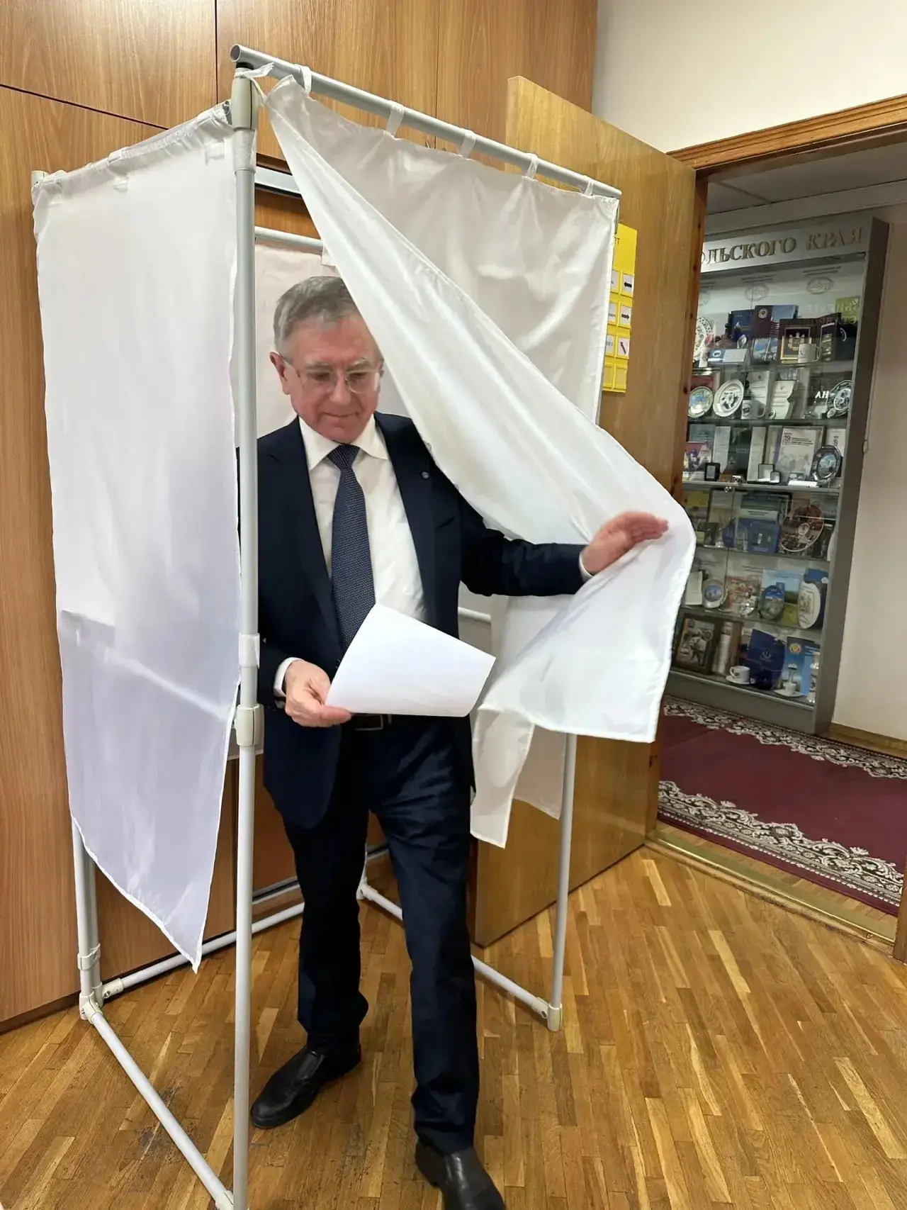 В крайизбиркоме новый секретарь   🙋‍♂️В избирательной комиссии Ставропольского края избран новый сек