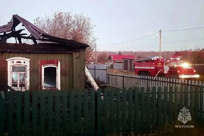 🔥 В Челябинской области кучка золы устроила пожар на 56 квадратов