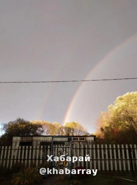 Дождь с градом добрался до Бикина. А в Капитоновке (Вяземский район) сегодня днём была ...