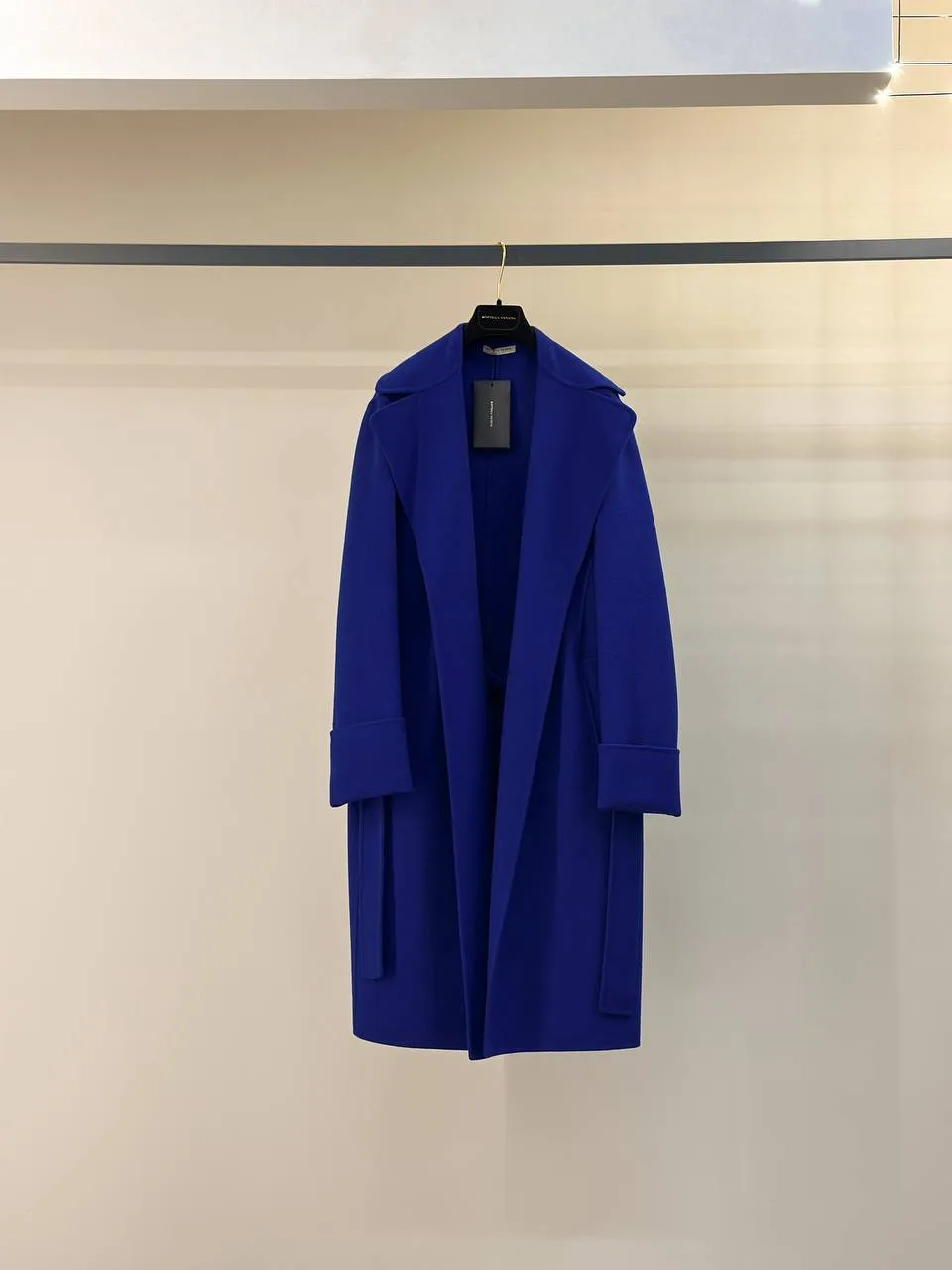 Новое кашемировое пальто Bottega Veneta, маркировка 40it. Бирки сохранены, в комплекте ...
