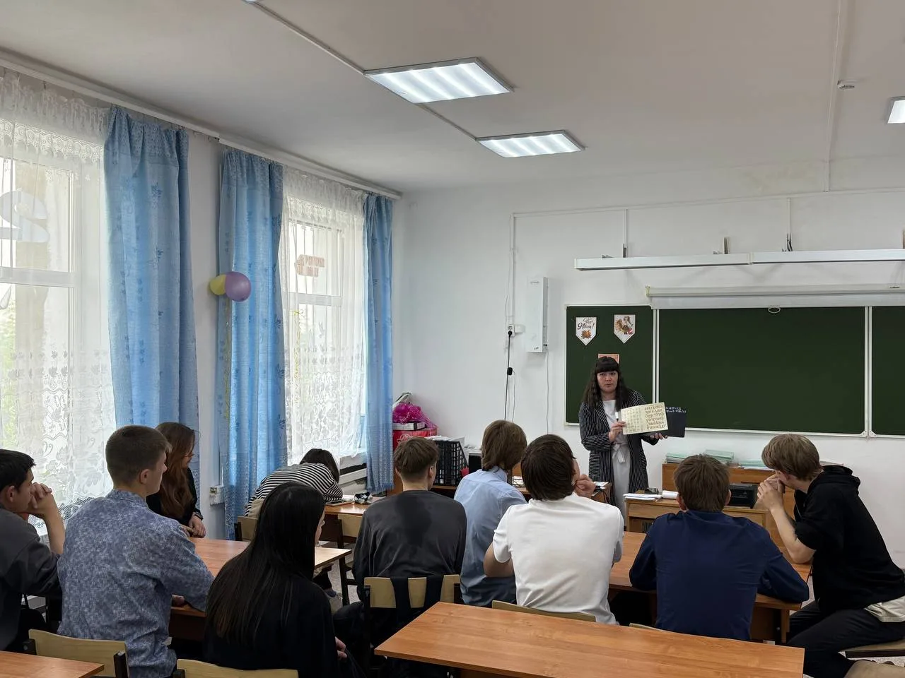 📚Ко Дню славянской письменности и культуры 10-й класс принял участие в интерактивном к...