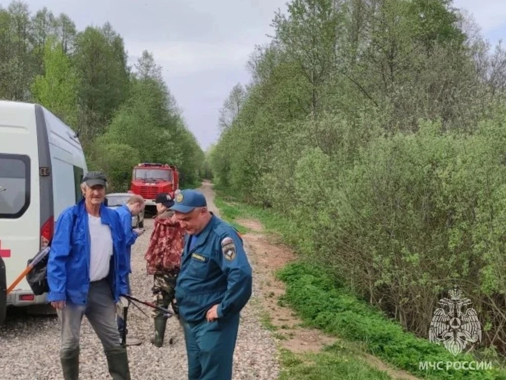 ‼ В Лухском районе из реки подняли тело мужчины  Сегодня, 16 мая, с акватории реки Возополь вблизи н