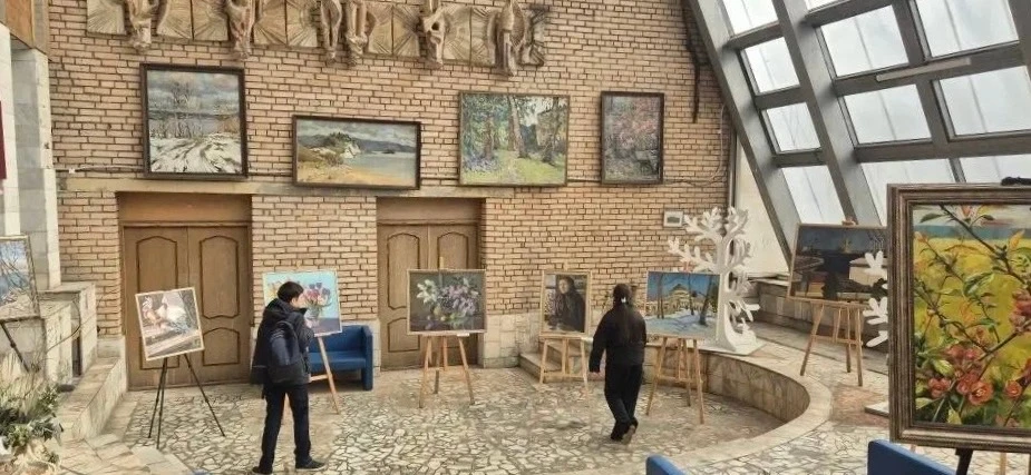 Люберцы | Малаховка | Томилино | Жуковский | Москва🏡  🎨 В ДК «Белая Дача» обновилась выставка «Под г