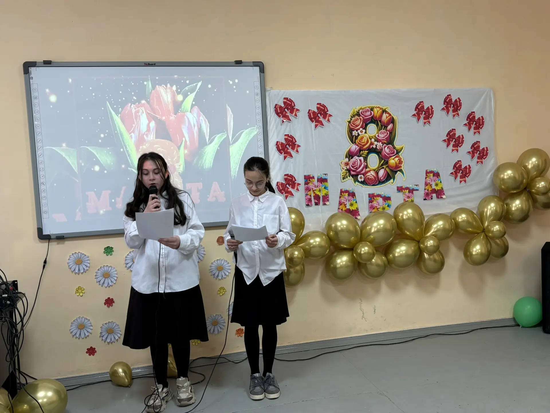 🌷 6 марта в нашей школе прошел праздник, посвященный Международному Женскому Дню.