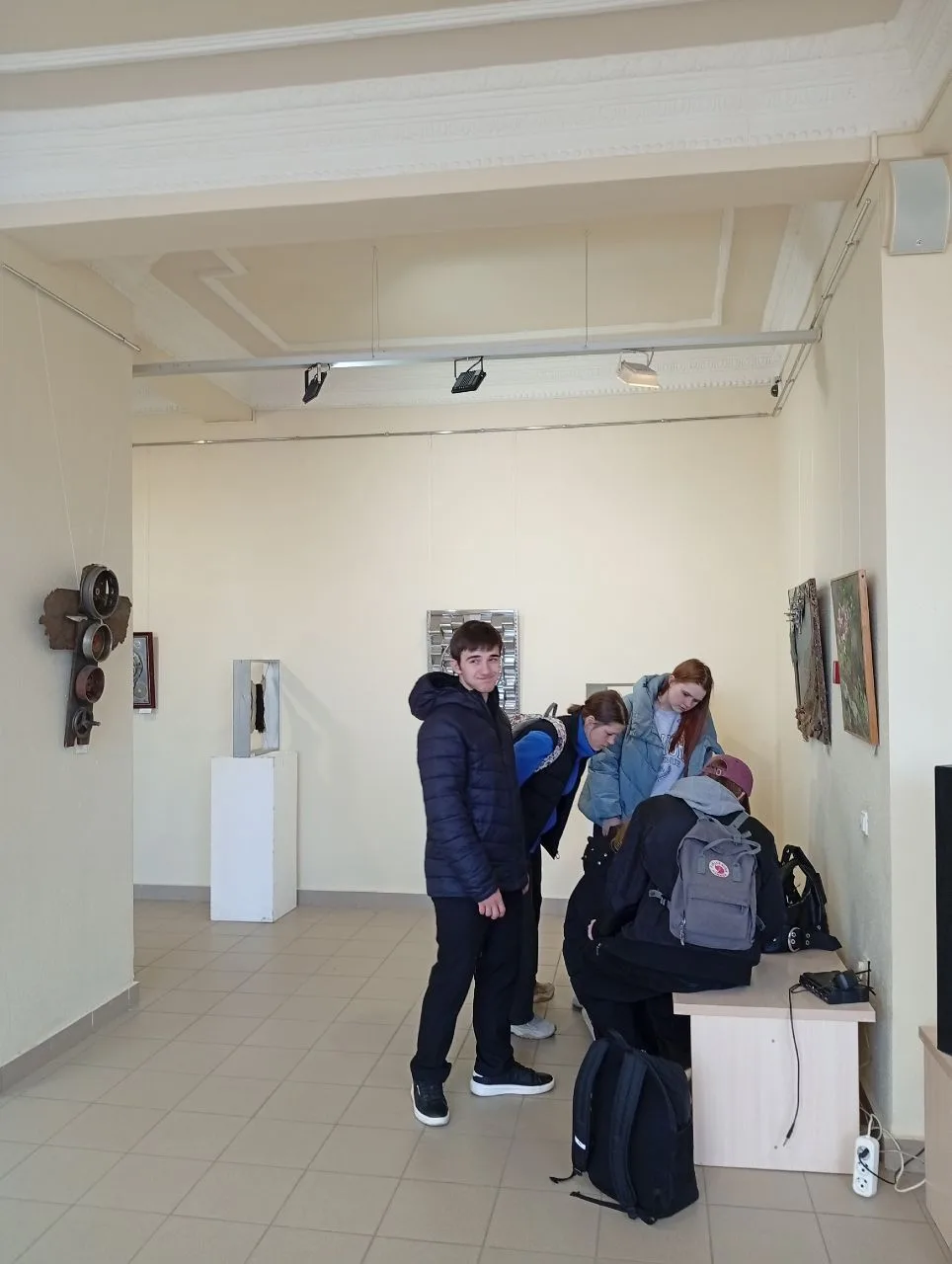Более 30 лет в нашем городе проходит городская краеведческая игра по станциям «Псков через века». Це