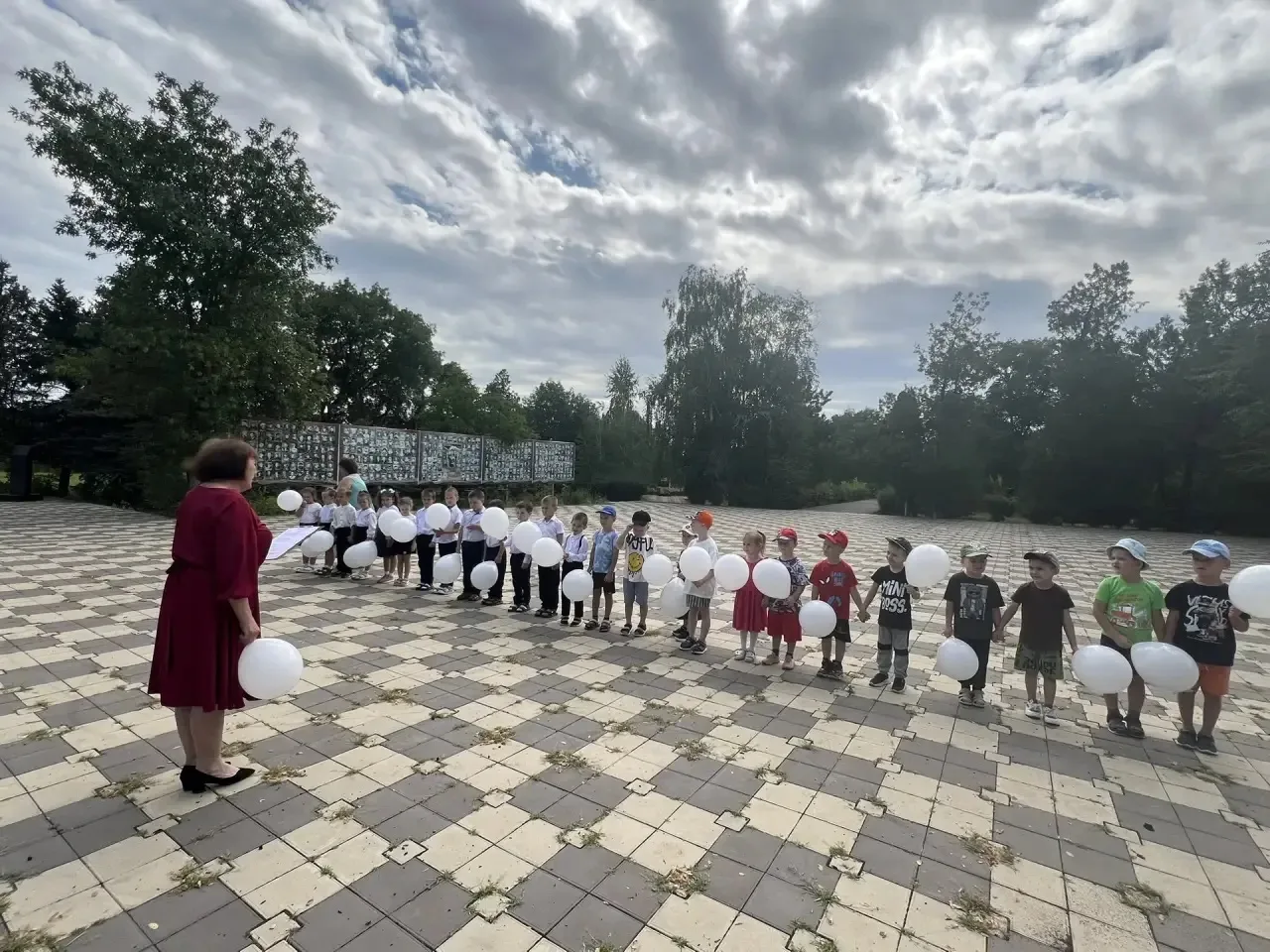 27 июля ежегодно проводится «День памяти детей-жертв войны в Донбассе». Воспитанники МК...