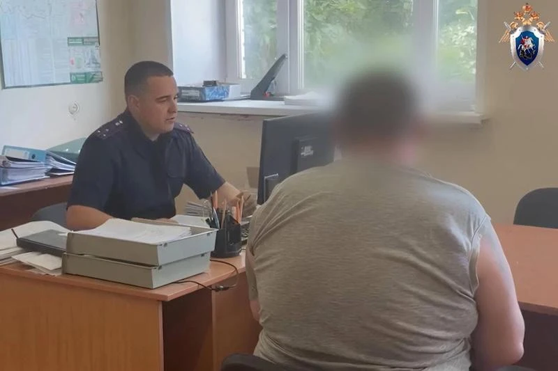 Житель Смоленской области предстанет перед судом за убийство знакомого ремнем от сумки