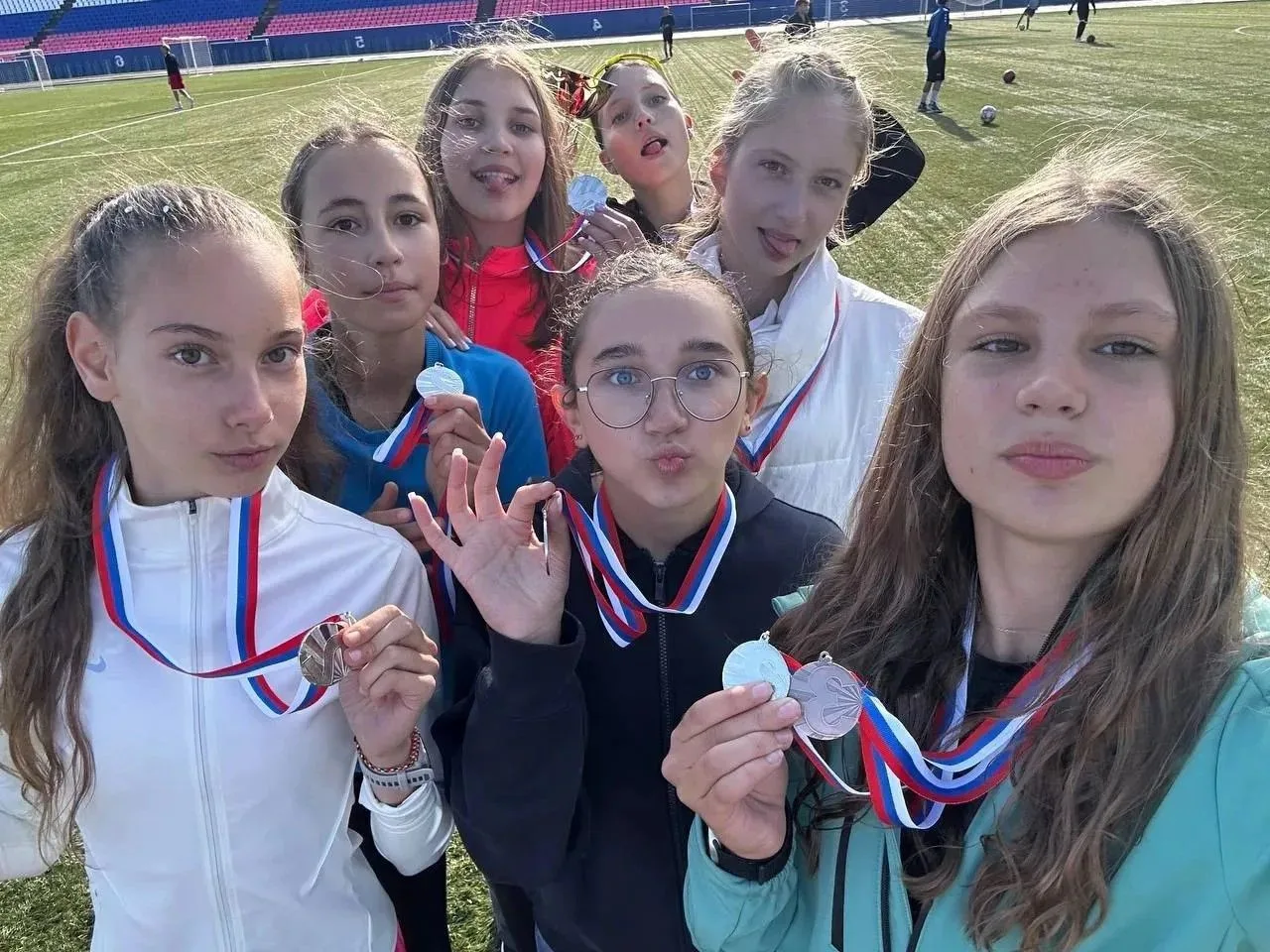 🏆 Наши легкоатлеты стали призёрами всероссийских соревнований «Шиповка юных» в Усолье-...