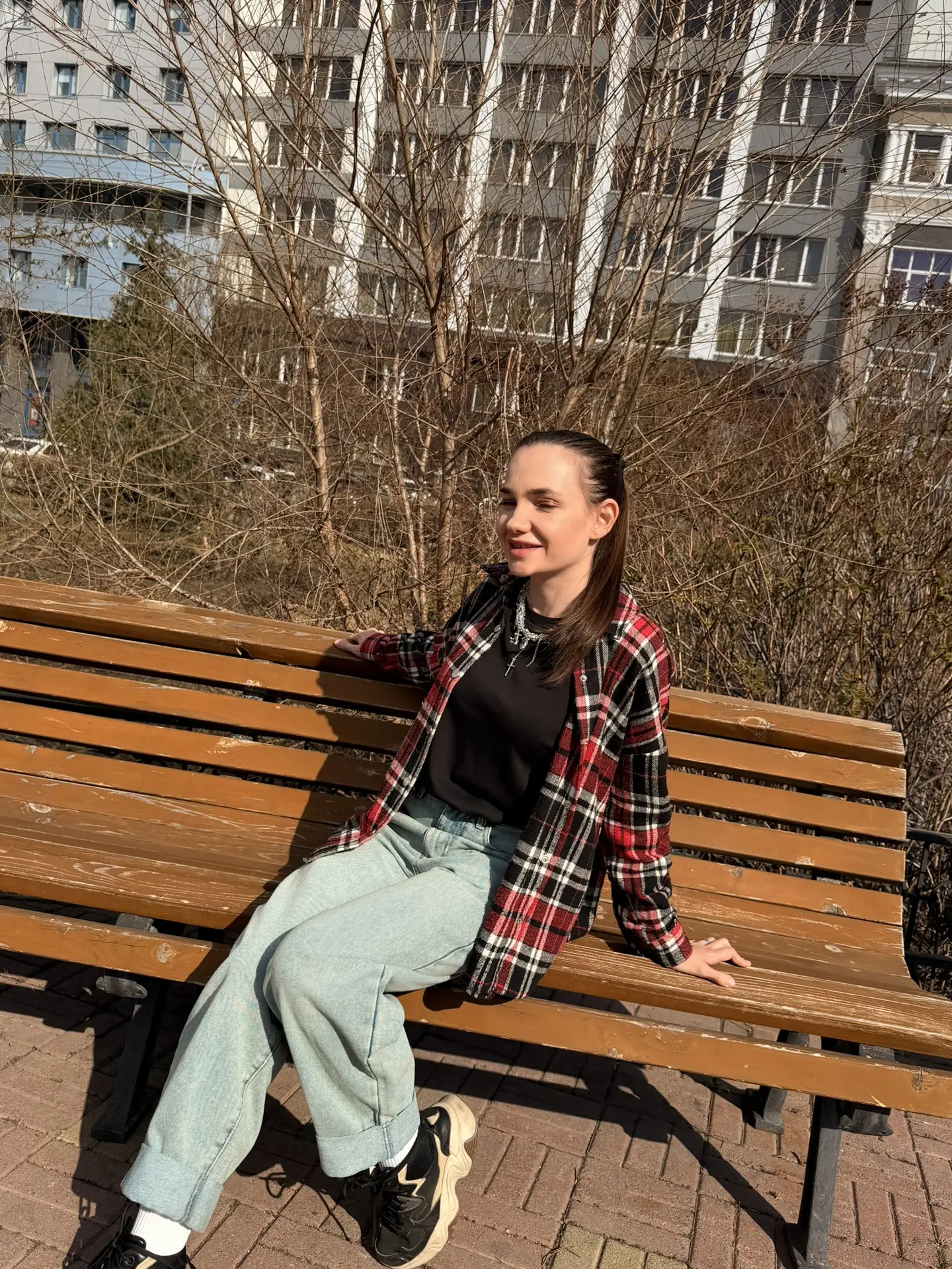 Как же я люблю тёплые дни ❤️ 

Вот уже две недели я медитирую. И это чертовски тяжело делать)) 😅 
П