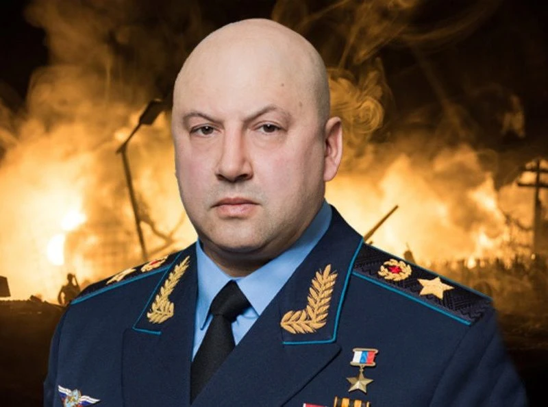 Генерал Суровикин вернулся к командованию российскими войсками в зоне СВО, пишет британ...