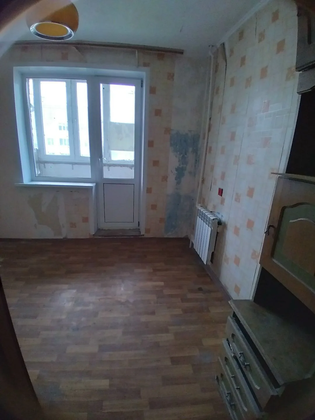 Продам 1 комн кв в Мариуполе пр.Тульский. 10 минут от моря. 8/9 эт, 34 кв.м. жилое состояние, ( дом 